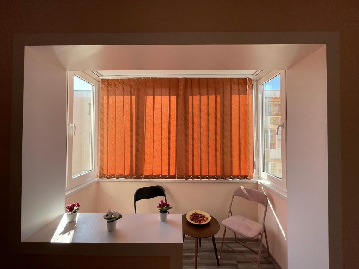Soho Apartment Fagaras - 1 Bedroom & Extensible Couch Exterior photo